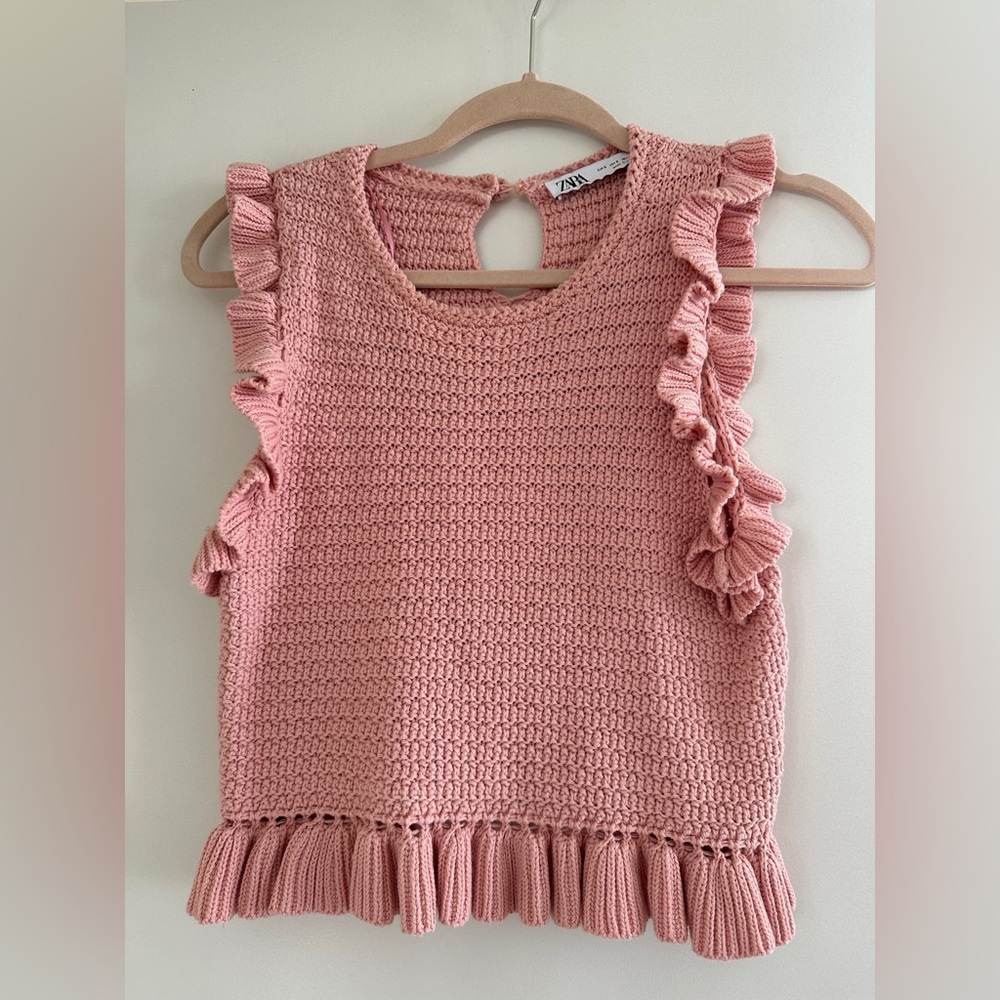 ZARA Crochet pink top💞